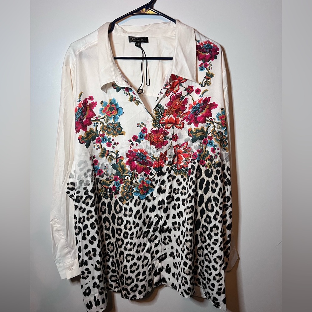 DG2 Floral & Leopard Print Button-Up Blouse in White
